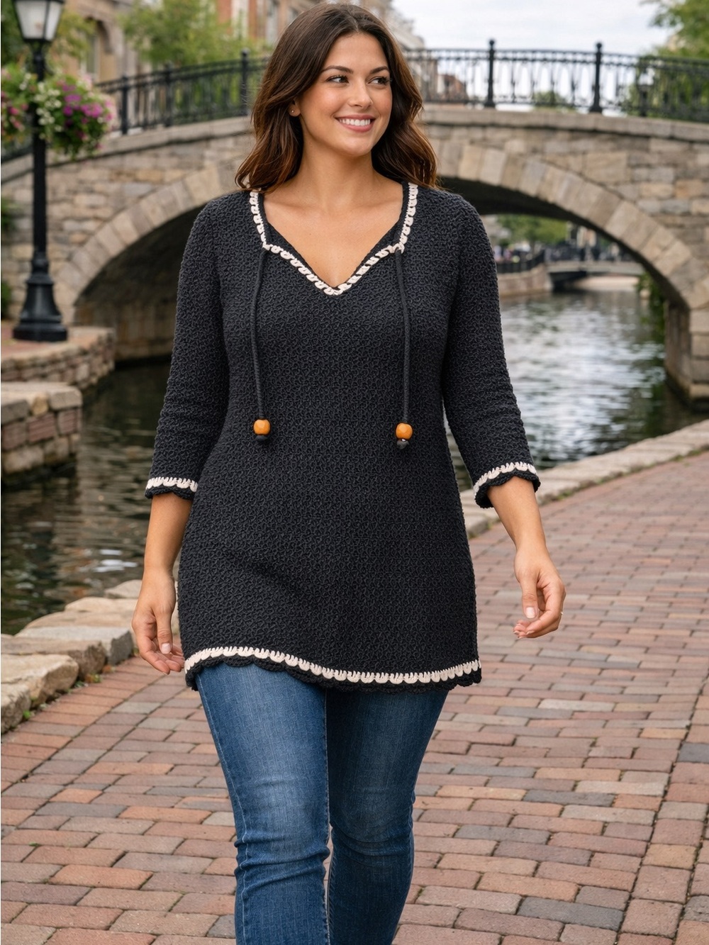 Banana Republic Black with Cream Trim Wooden Bead Ties Knit Crochet Tunic 3763
